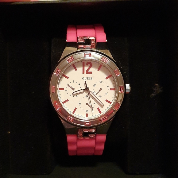 Guess watch 50m water resistant